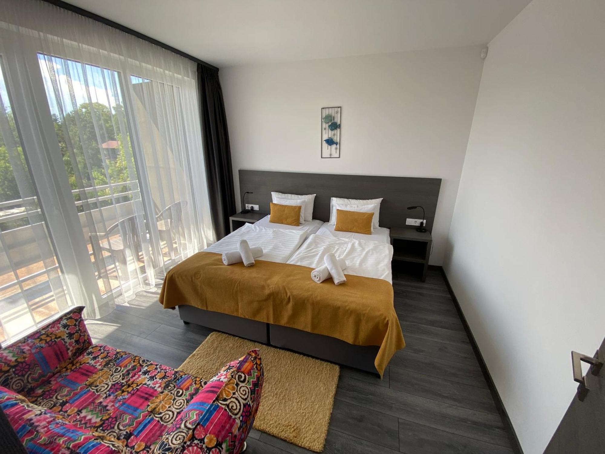 Hotel Csopak Resort & Lake 外观 照片